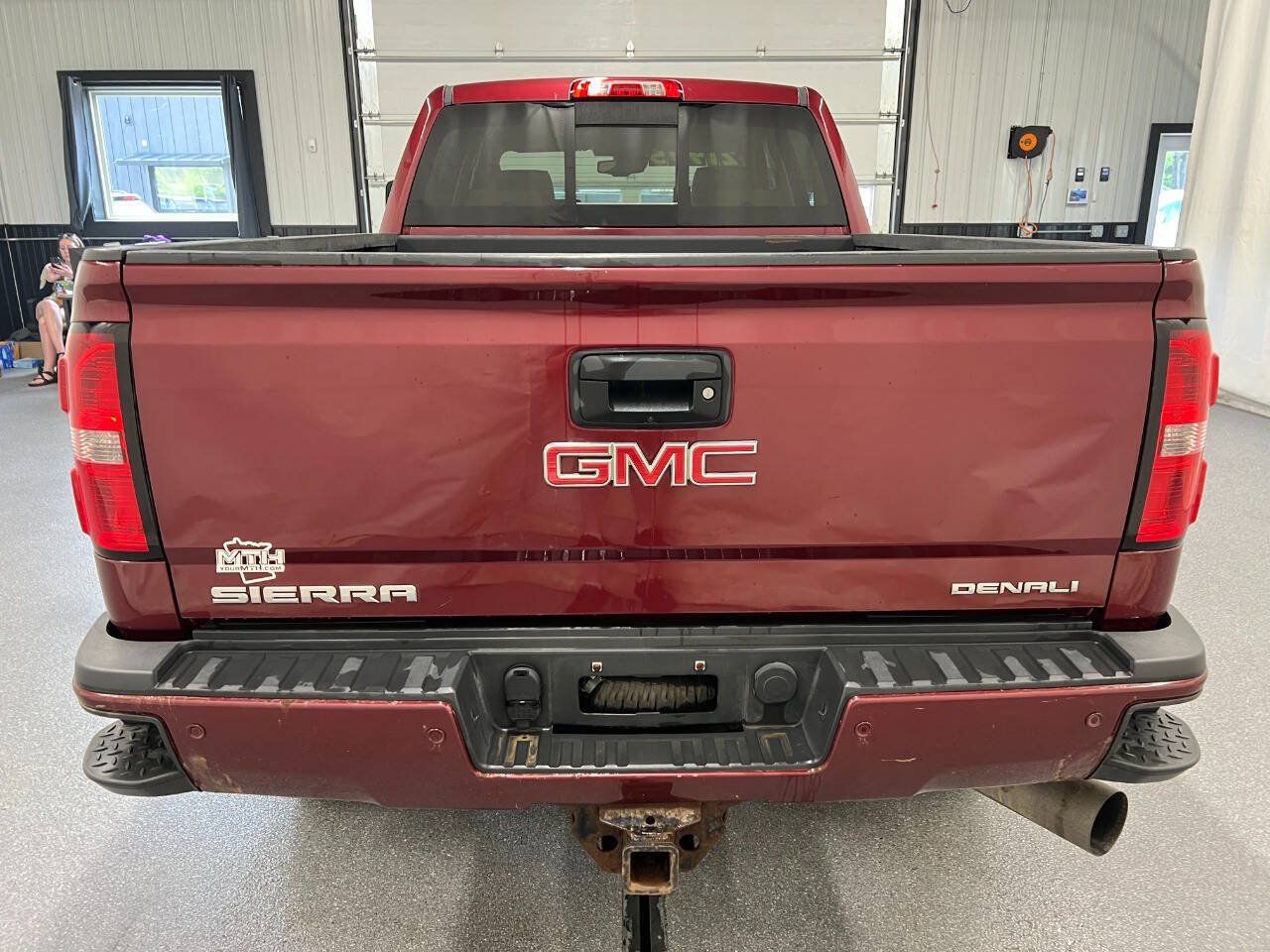 Used 2015 GMC Sierra 2500 Denali w/ Duramax Plus Package AWD/4WD image 5