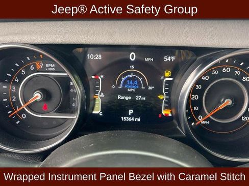 Used 2023 Jeep Gladiator Overland AWD/4WD image 11