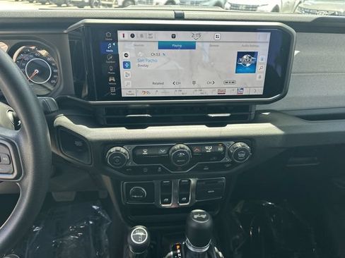 Used 2026 Jeep Wrangler Sport AWD/4WD image 17