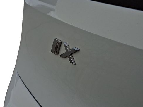 Certified 2026 BMW iX xDrive45 w/ M Sport Package image 31