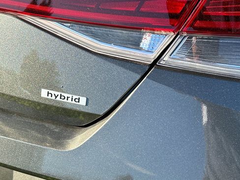Certified 2025 Hyundai Elantra SEL image 6