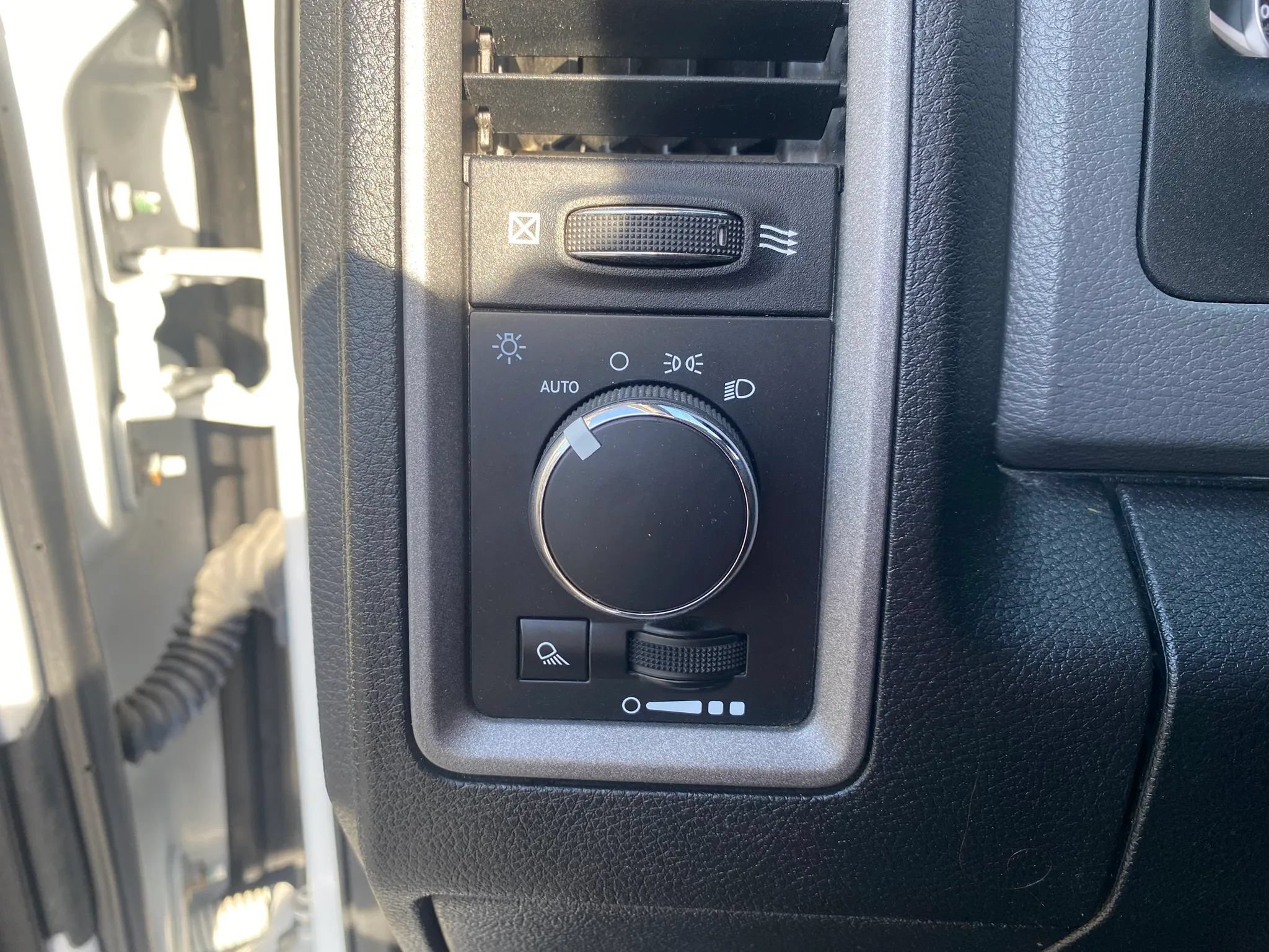 Used 2017 RAM 3500 Tradesman w/ Popular Equipment Group AWD/4WD image 17