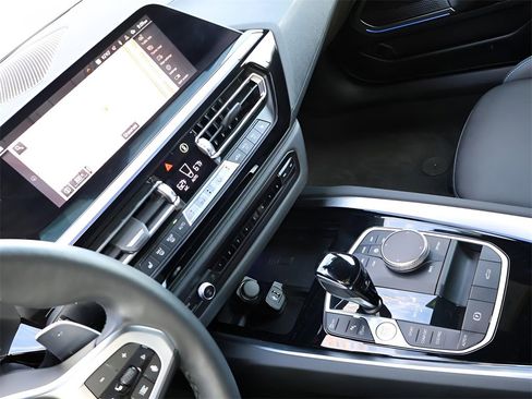 Used 2024 BMW Z4 M40i w/ Premium Package image 20