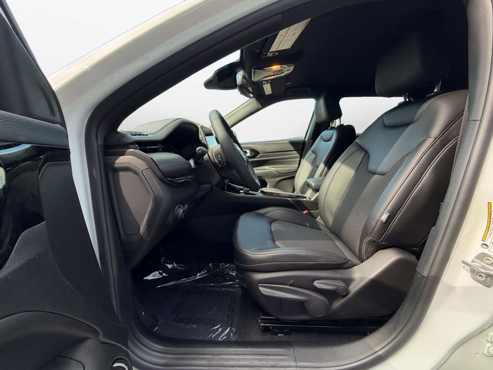 New 2026 Jeep Compass Latitude AWD/4WD image 11