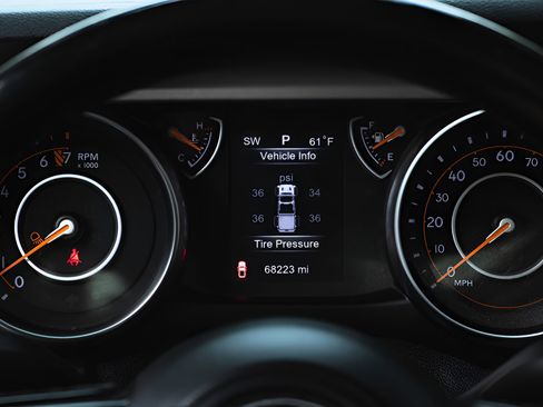 Used 2020 Jeep Gladiator Sport w/ Quick Order Package 24S image 26