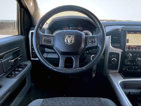 Used 2018 RAM 2500 Big Horn AWD/4WD image 9