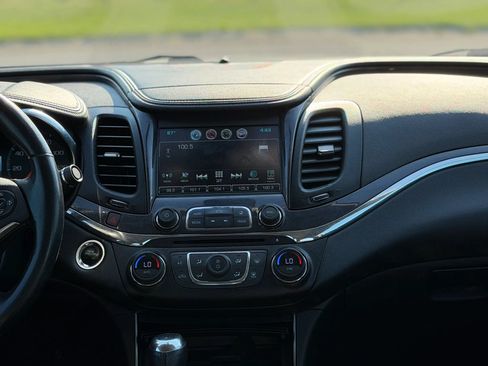 Used 2020 Chevrolet Impala Premier FWD image 15
