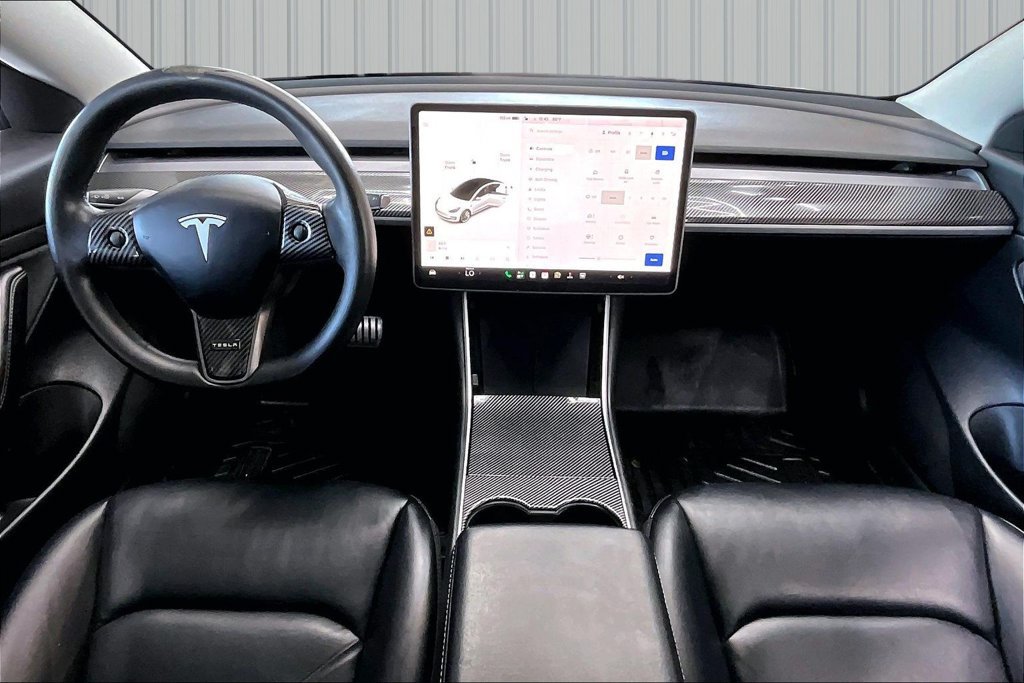 Used 2020 Tesla Model 3 Standard Range Plus RWD image 7