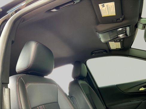 Used 2022 Chevrolet Equinox RS w/ Infotainment Package FWD image 27