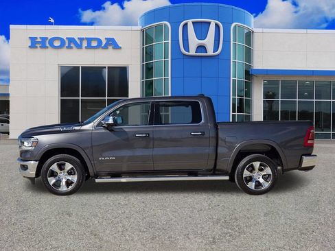 Used 2022 RAM 1500 Laramie AWD/4WD image 6