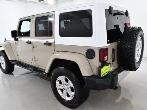 Used 2017 Jeep Wrangler Unlimited Sahara w/ Quick Order Package 24E Chief image 15