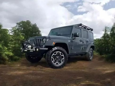 Used 2017 Jeep Wrangler Unlimited Sport w/ Connectivity Group image 2