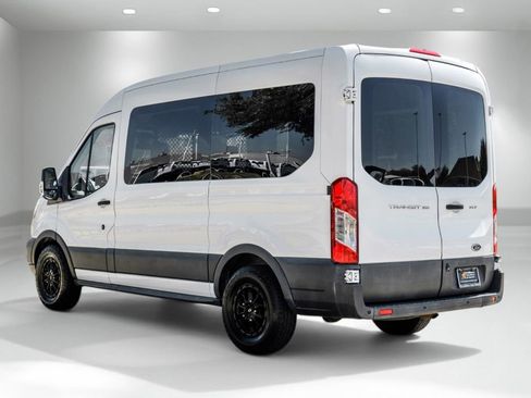 Used 2015 Ford Transit 150 XLT image 8