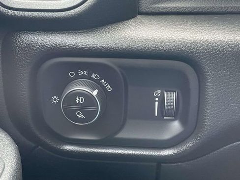 Used 2025 RAM 2500 Tradesman image 25