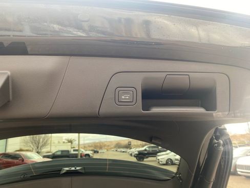 New 2025 Buick Envision Avenir image 23