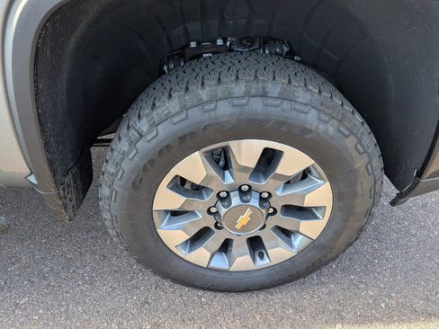 Certified 2025 Chevrolet Silverado 2500 Custom w/ Custom Value Package image 10