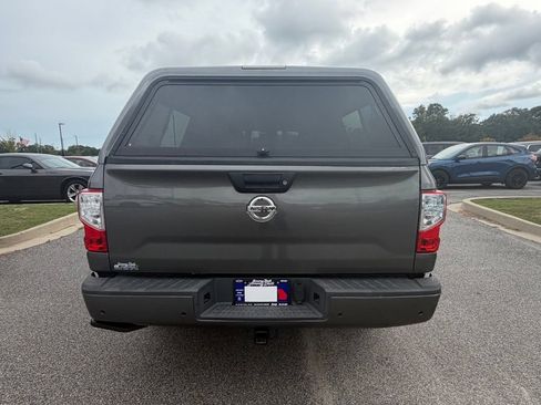 Used 2021 Nissan Titan SV w/ SV Convenience Package RWD image 17