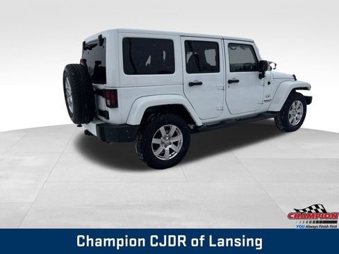 Used 2016 Jeep Wrangler Unlimited Sahara w/ Max Tow Package image 5