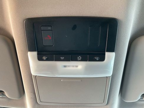 Used 2025 Nissan Rogue SV FWD image 15