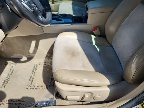Used 2012 Toyota Camry XLE w/ Leather Pkg FWD image 22