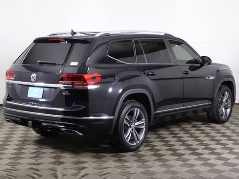 Used 2019 Volkswagen Atlas SE w/ Panoramic Sunroof Package image 12