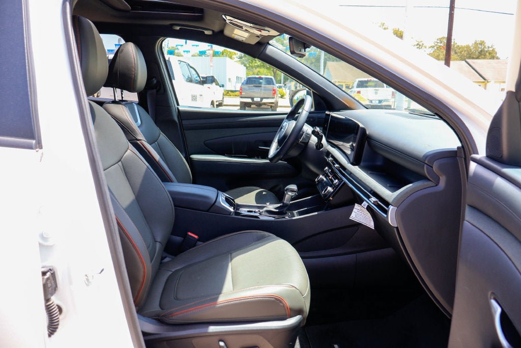 Used 2025 Hyundai Santa Cruz Limited AWD/4WD image 8