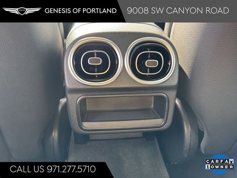 Used 2025 Mercedes-Benz C 300 4MATIC Sedan image 41