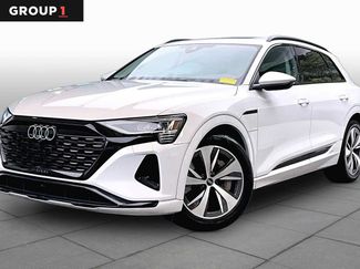 Used 2024 Audi Q8 e-tron Premium Plus AWD/4WD video 1