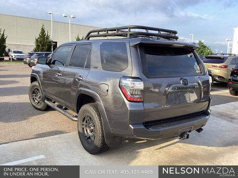 Used 2020 Toyota 4Runner SR5 Premium w/ Moonroof Package image 8