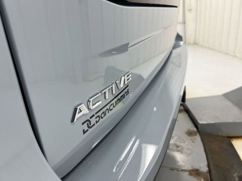 Used 2026 Ford Expedition Active AWD/4WD image 27