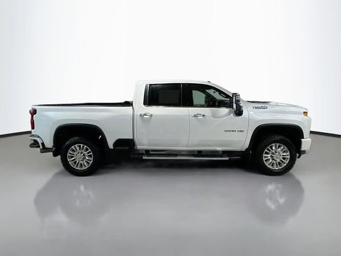 Used 2022 Chevrolet Silverado 3500 High Country w/ Z71 Off-Road Package AWD/4WD image 5
