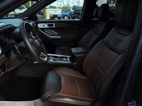 Certified 2023 Ford Explorer King Ranch w/ Technology Package AWD/4WD image 10