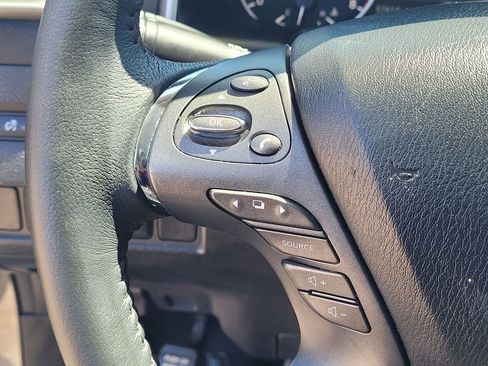 Used 2020 Nissan Murano SV FWD image 14