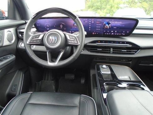 Certified 2025 Buick Enclave Avenir w/ Super Cruise Package AWD/4WD image 21