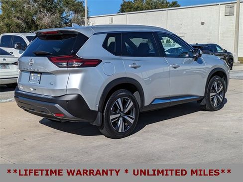 Used 2023 Nissan Rogue SL w/ SL Premium Package image 6