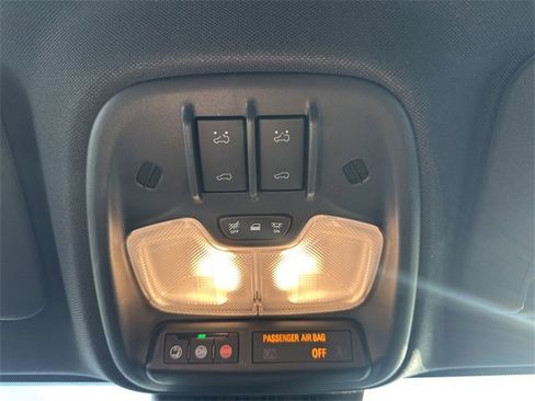 Used 2024 Chevrolet Colorado ZR2 w/ ZR2 Bison Edition image 25