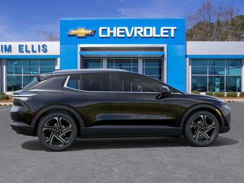 New 2026 Chevrolet Equinox EV LT image 6