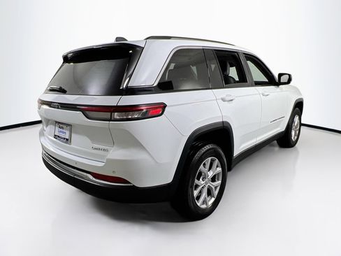Used 2022 Jeep Grand Cherokee Limited image 5