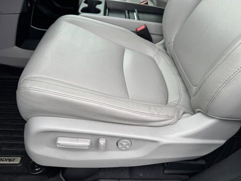Used 2021 Honda Odyssey Touring image 17