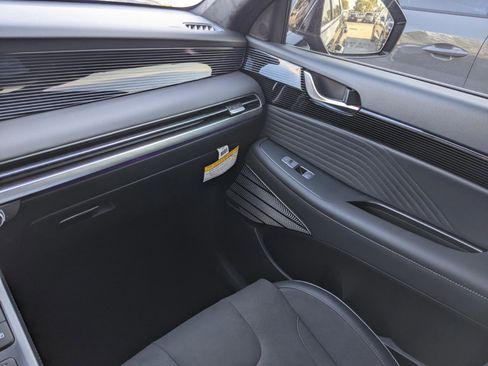 New 2025 Hyundai Palisade Calligraphy image 13