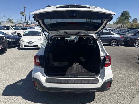 Used 2019 Subaru Outback 3.6R Limited image 13