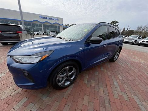 Used 2023 Ford Escape ST-Line image 29