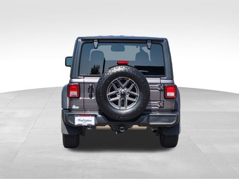 Used 2026 Jeep Wrangler Sport AWD/4WD image 3