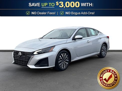 Used 2023 Nissan Altima 2.5 SV image 1