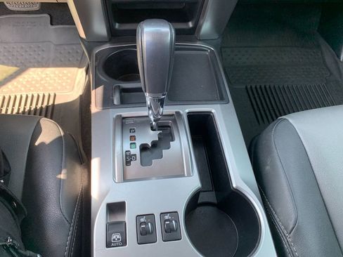 Used 2023 Toyota 4Runner SR5 Premium w/ Moonroof Package RWD image 27