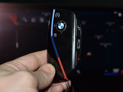 Certified 2024 BMW X7 M60i w/ Executive Package image 18