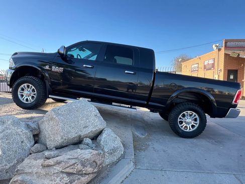 Used 2017 RAM 2500 Laramie w/ Convenience Group AWD/4WD image 1