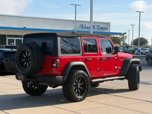 Used 2018 Jeep Wrangler Unlimited Sport S AWD/4WD image 5