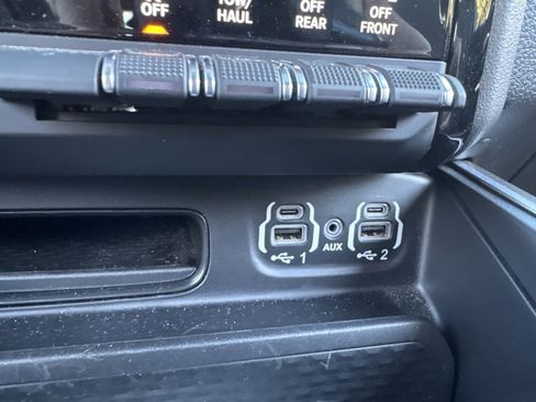 Used 2023 RAM 1500 Big Horn image 21