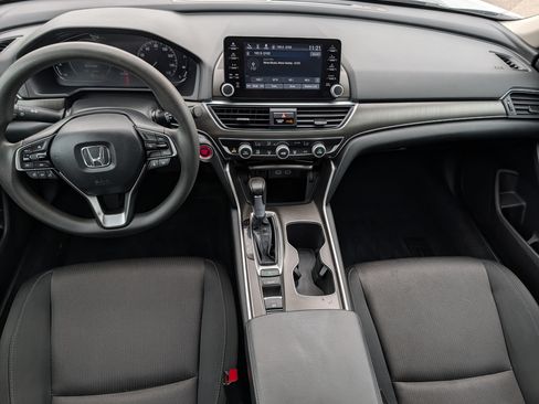 Used 2022 Honda Accord LX image 10